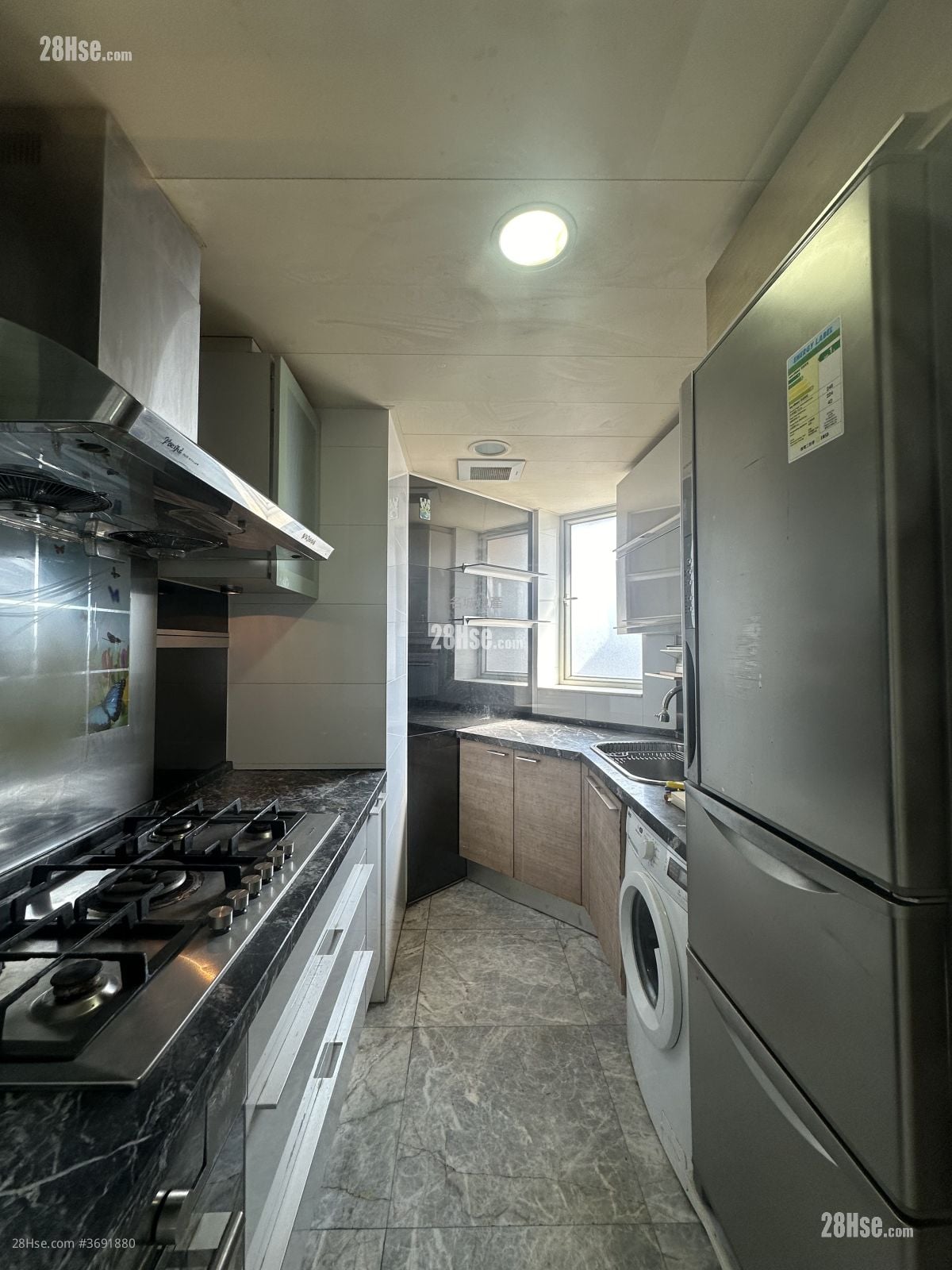 名城 租盤 4 房 , 3 浴室 961 平方呎