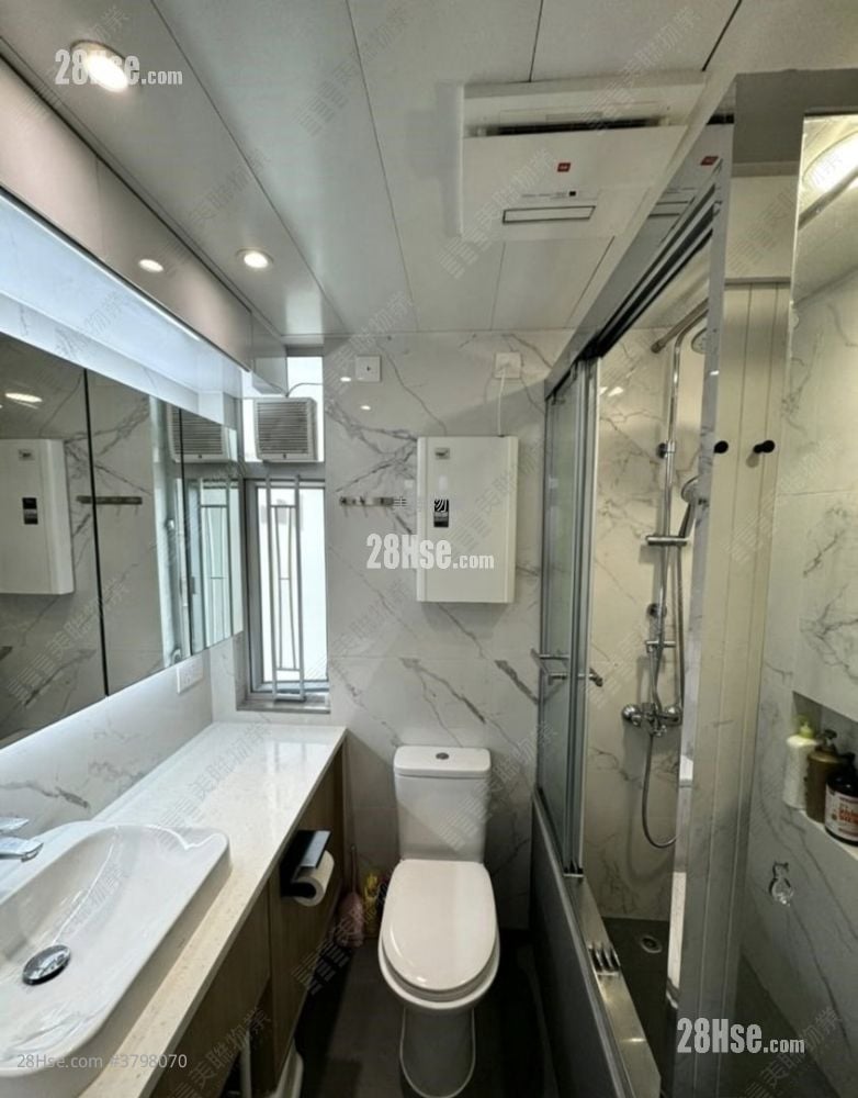 Riviera Gardens Sell 3 Bedrooms , 1 Bathroom 583 ft²