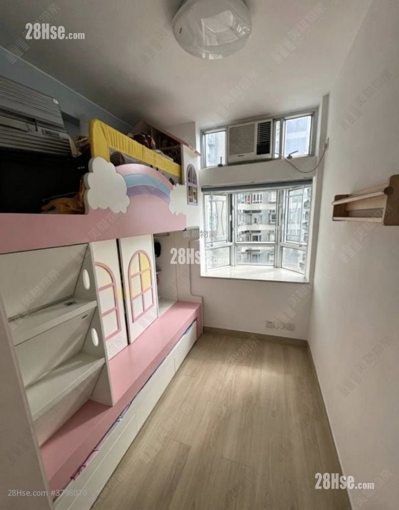 Riviera Gardens Sell 3 Bedrooms , 1 Bathroom 583 ft²