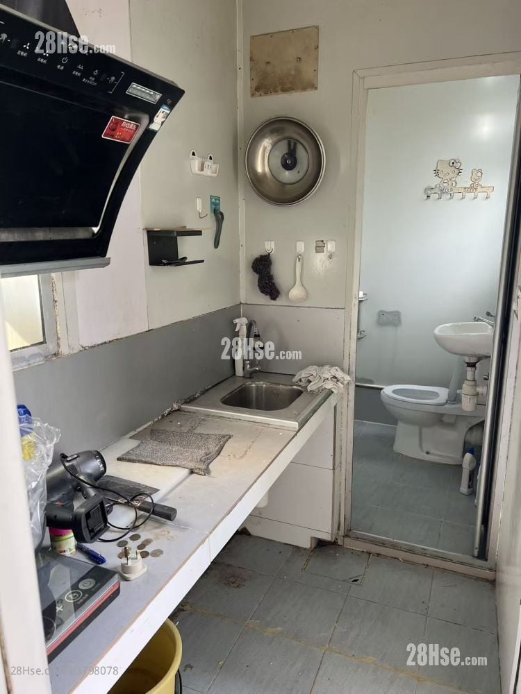 元朗石塘村康群路76号 租盘 2 房 , 1 浴室 450 平方尺