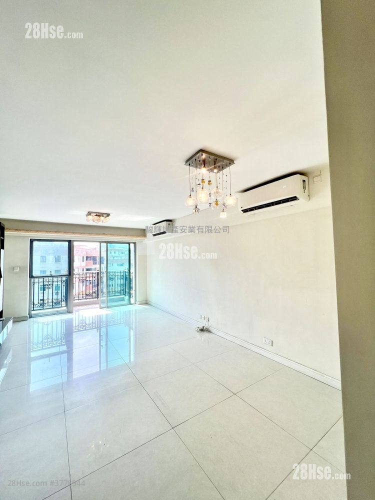 珏堡 售盘 4 房 , 3 浴室 1,330 平方尺