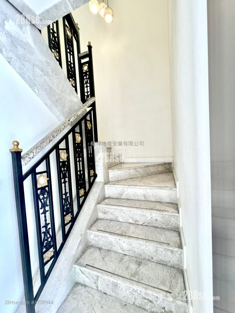 珏堡 售盘 4 房 , 3 浴室 1,330 平方尺