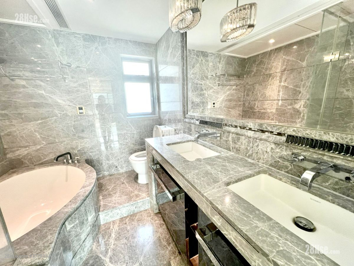 珏堡 售盘 4 房 , 3 浴室 1,330 平方尺