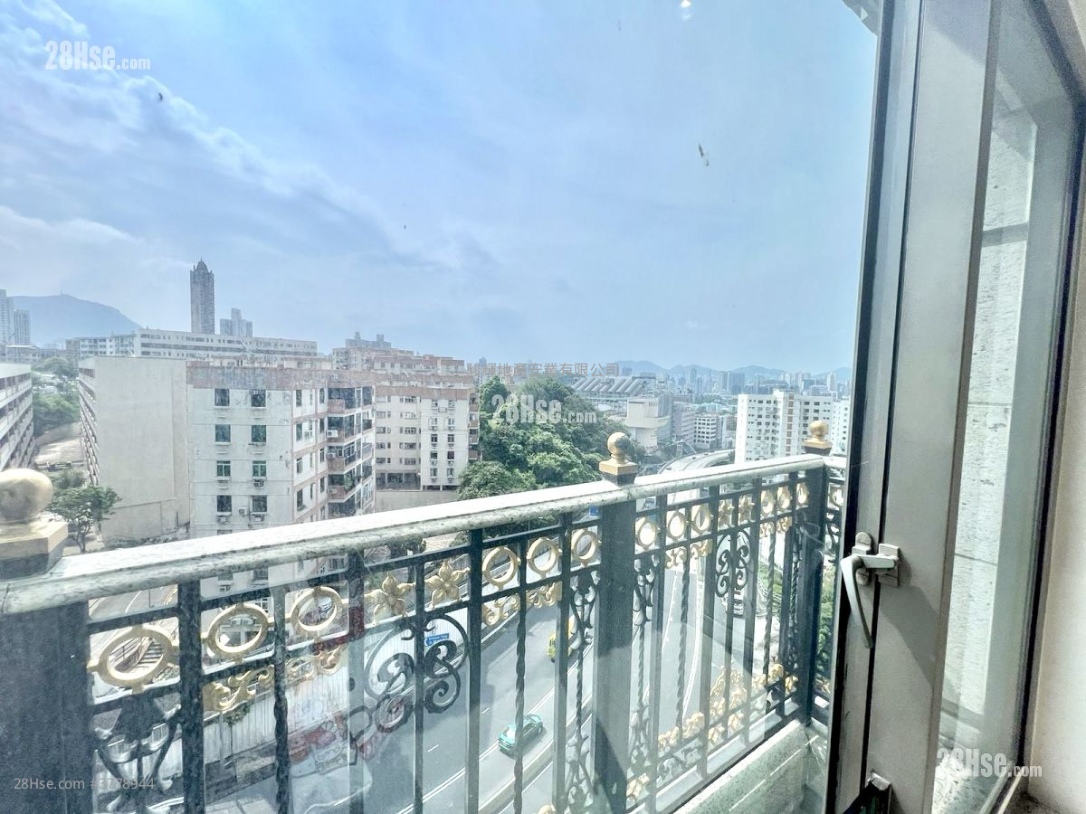 珏堡 售盘 4 房 , 3 浴室 1,330 平方尺