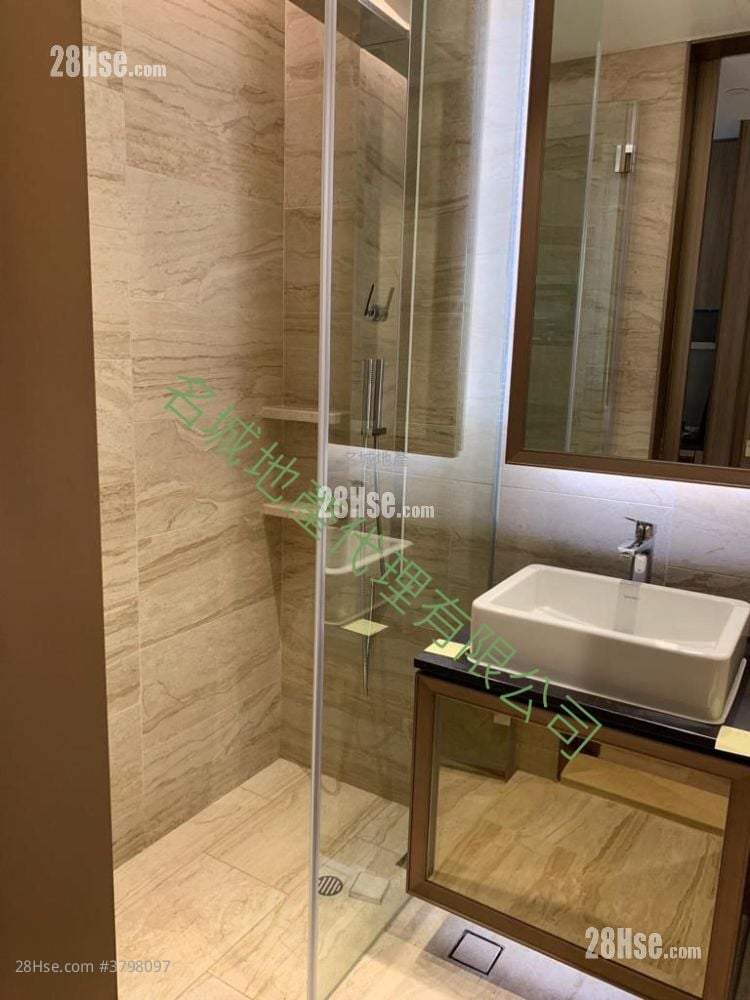 The Met. Acappella Rental Studio , 1 Bathroom 254 ft²