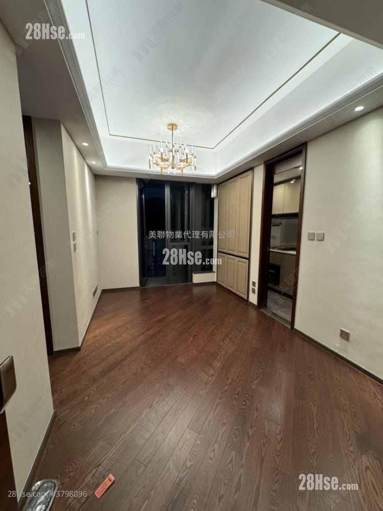 The Vertex Sell 2 Bedrooms 489 ft²