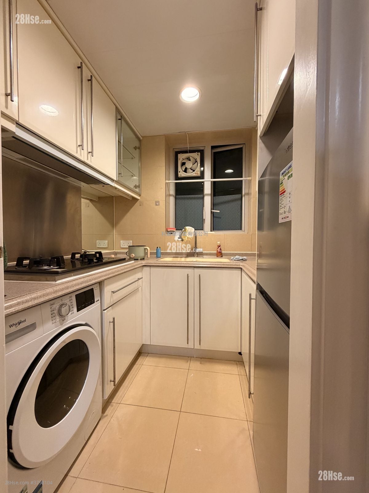 Banyan Garden Sell 2 Bedrooms , 1 Bathroom 475 ft²