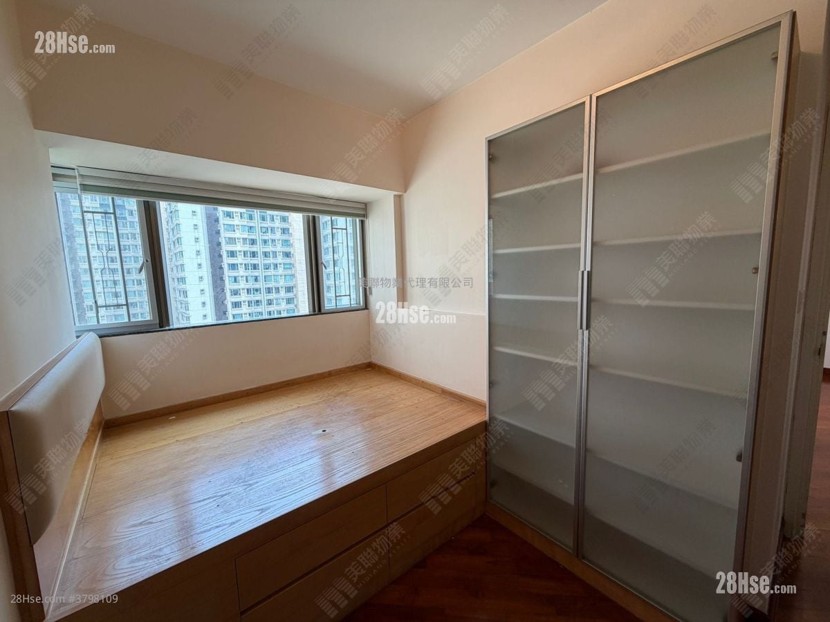 Tseung Kwan O Plaza Rental 2 Bedrooms , 1 Bathroom 429 ft²