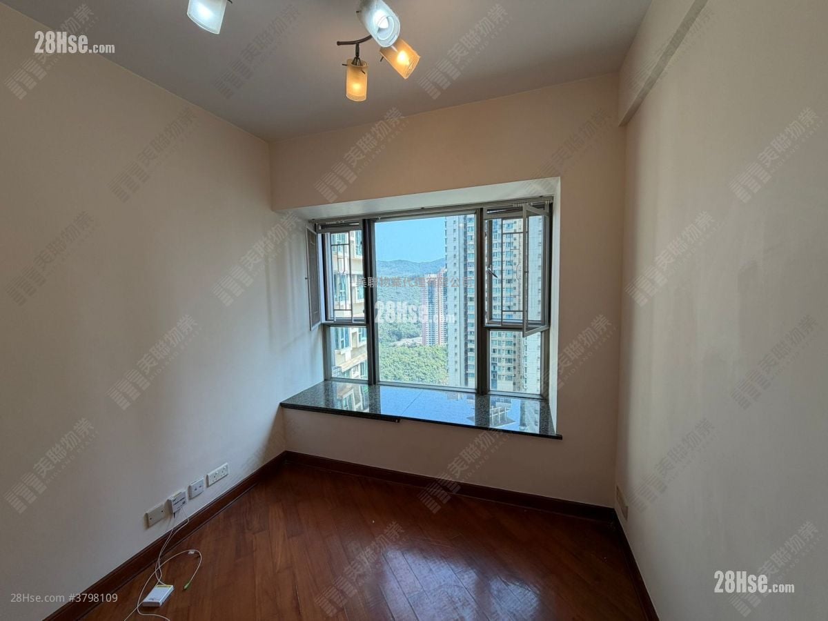 Tseung Kwan O Plaza Rental 2 Bedrooms , 1 Bathroom 429 ft²