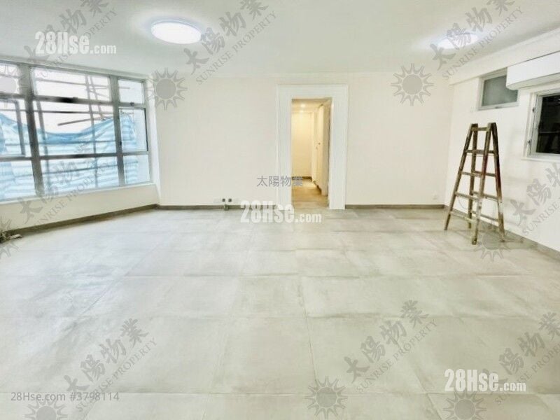 Whampoa Garden Sell 3 Bedrooms 910 ft²