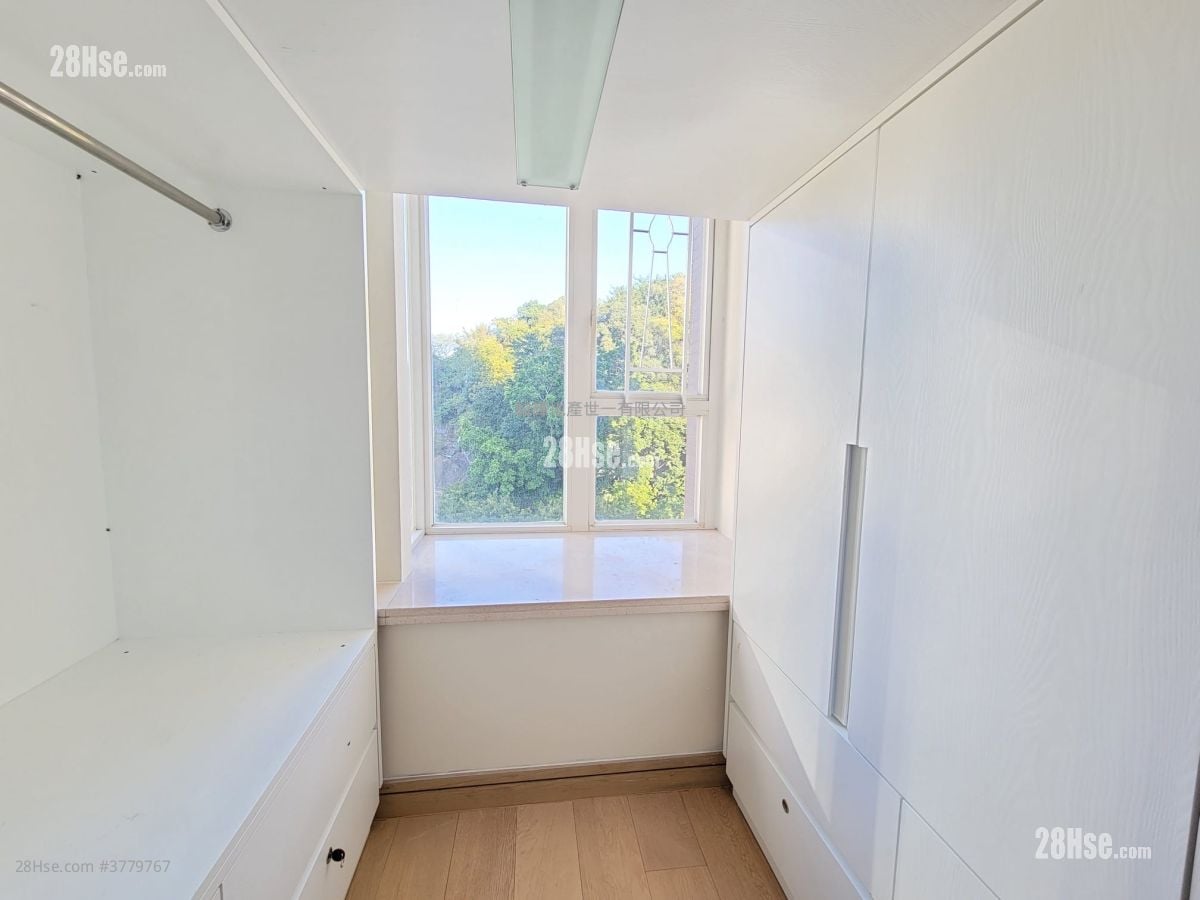 Gardenia Sell 2 Bedrooms , 1 Bathroom