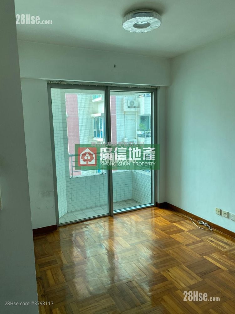 港湾豪庭 售盘 2 房 , 1 浴室 439 平方尺