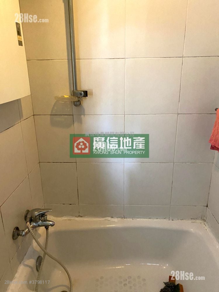 港湾豪庭 售盘 2 房 , 1 浴室 439 平方尺