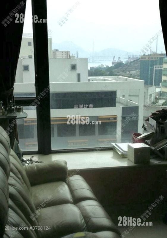 Chelsea Court Sell 2 Bedrooms , 1 Bathroom 460 ft²