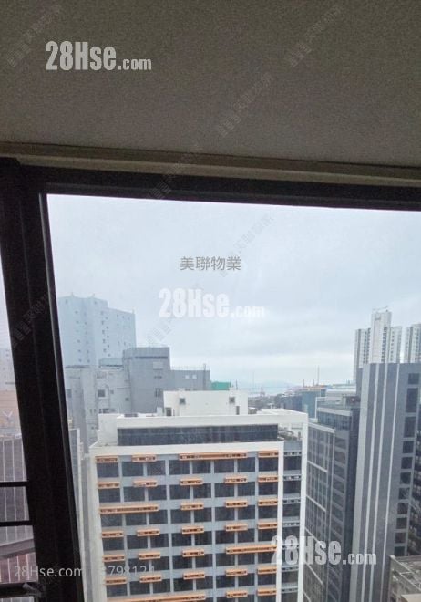 Chelsea Court Sell 2 Bedrooms , 1 Bathroom 460 ft²