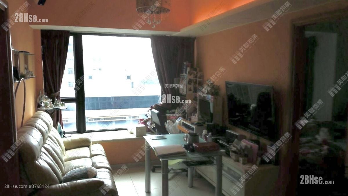 Chelsea Court Sell 2 Bedrooms , 1 Bathroom 460 ft²