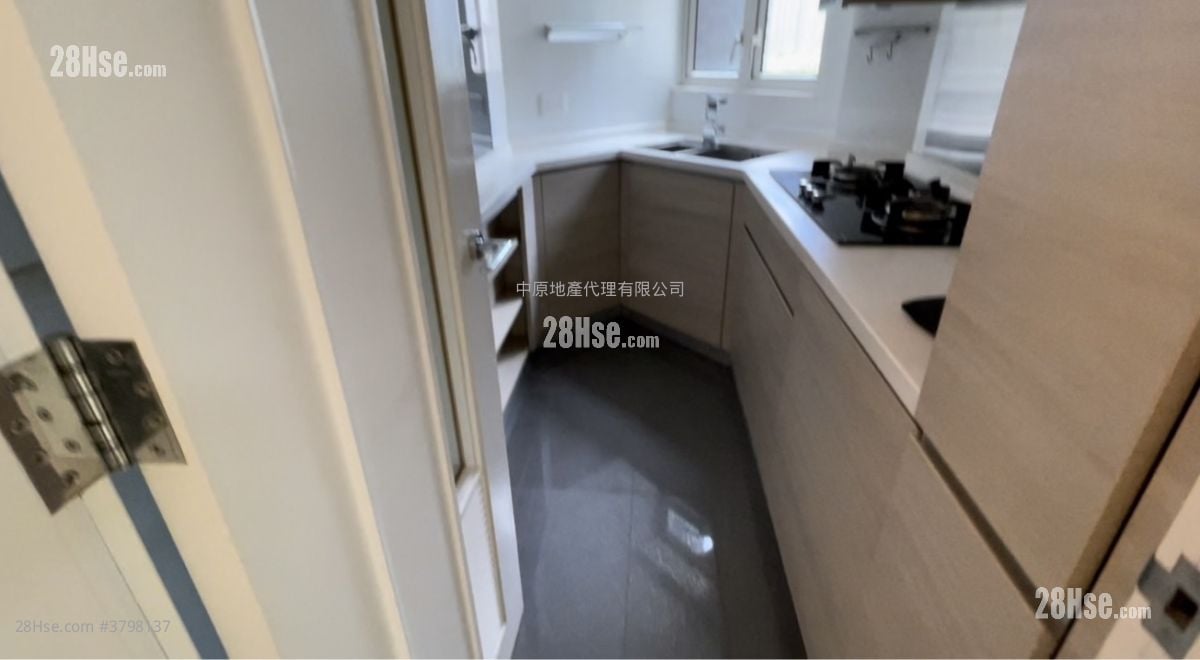 The Beaumount Sell 3 Bedrooms 694 ft²