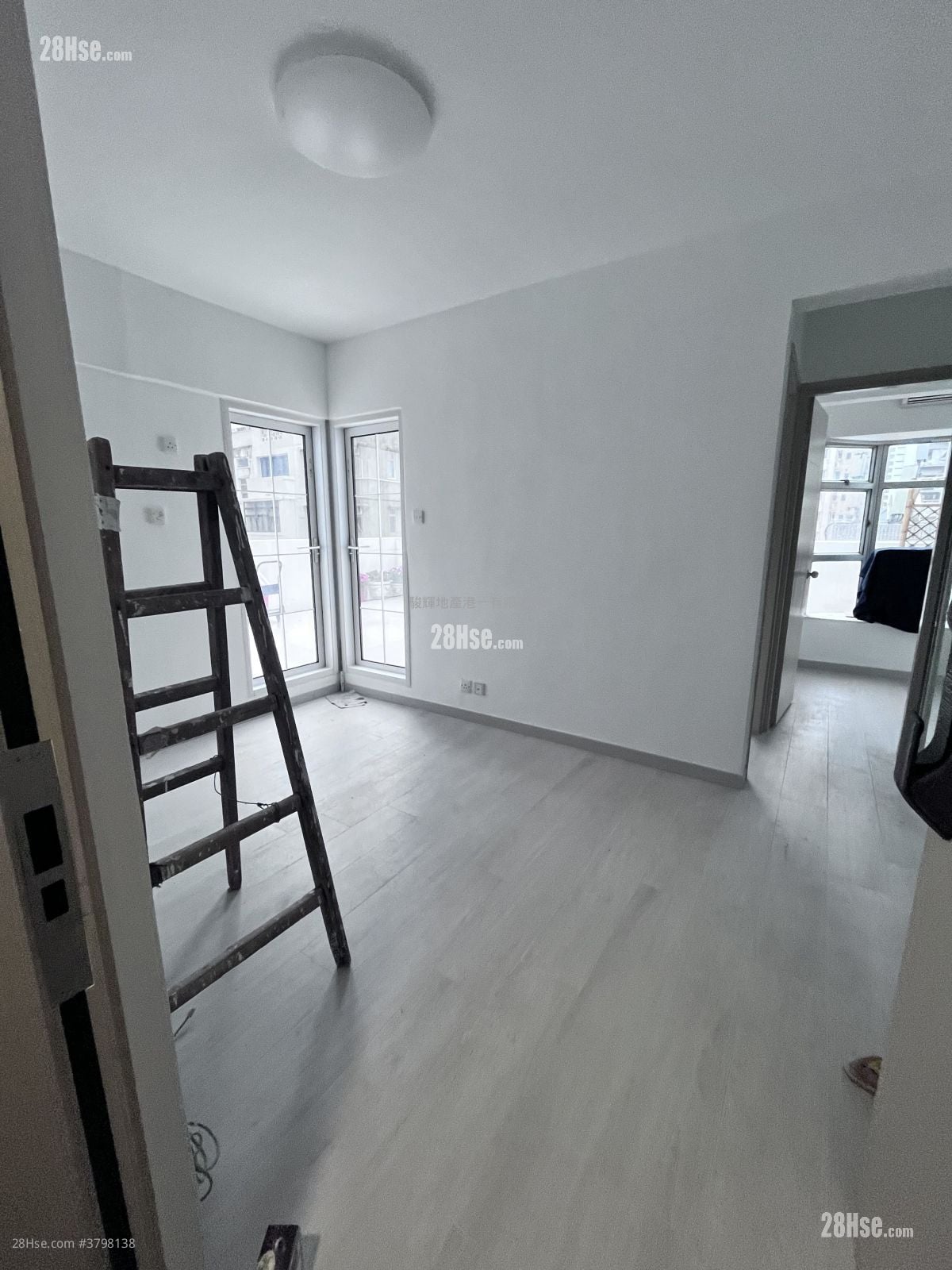 Comfort Court Rental 2 Bedrooms 316 ft²