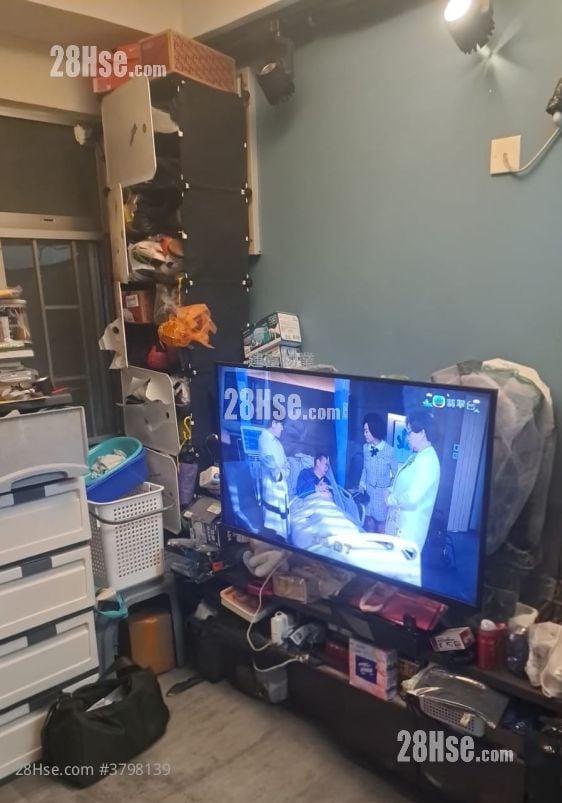 振兴新村 售盘 1 浴室 350 平方尺