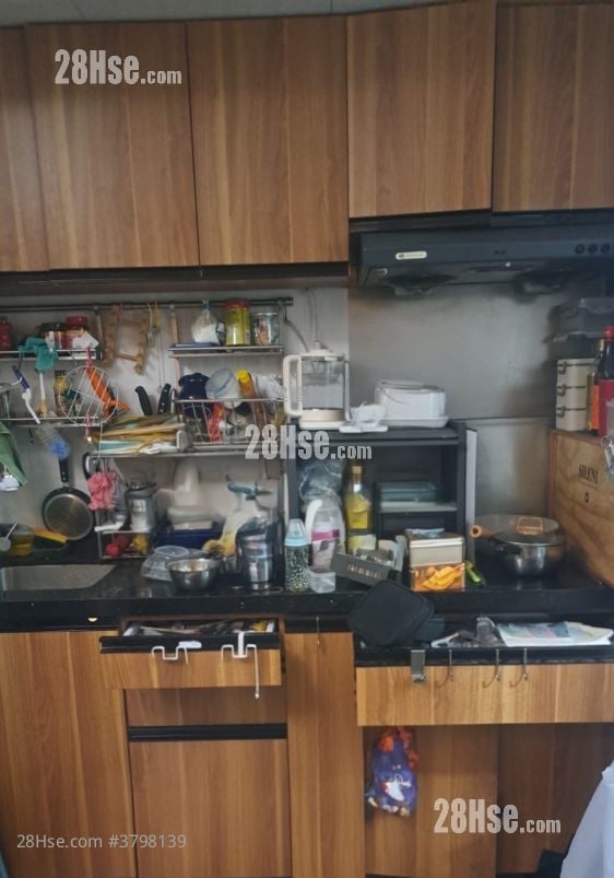 振兴新村 售盘 1 浴室 350 平方尺