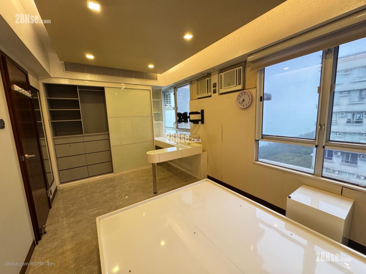 豪景花园 售盘 2 房 , 2 浴室 792 平方尺