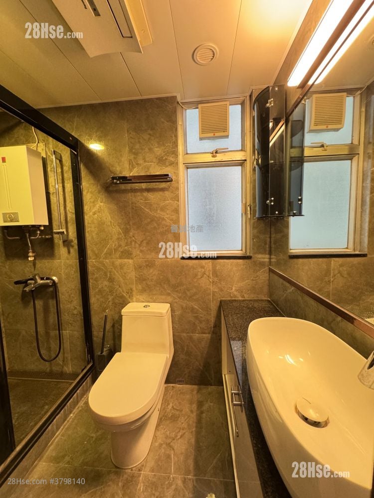 豪景花园 售盘 2 房 , 2 浴室 792 平方尺