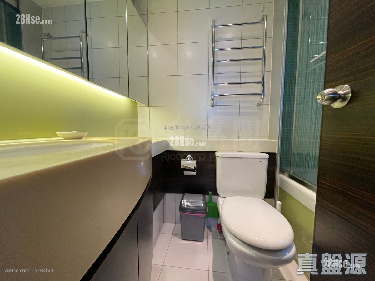 汇豪峰 售盘 2 房 , 1 浴室 473 平方尺