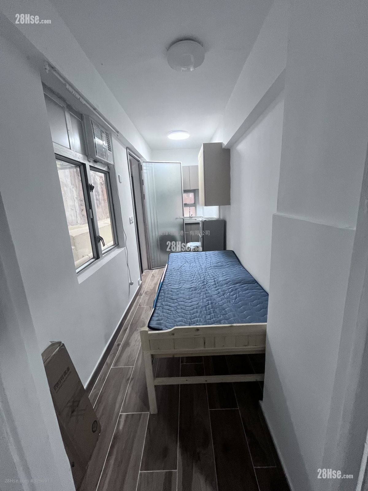 Belcher's Street 137 Rental 1 Bathroom 130 ft²