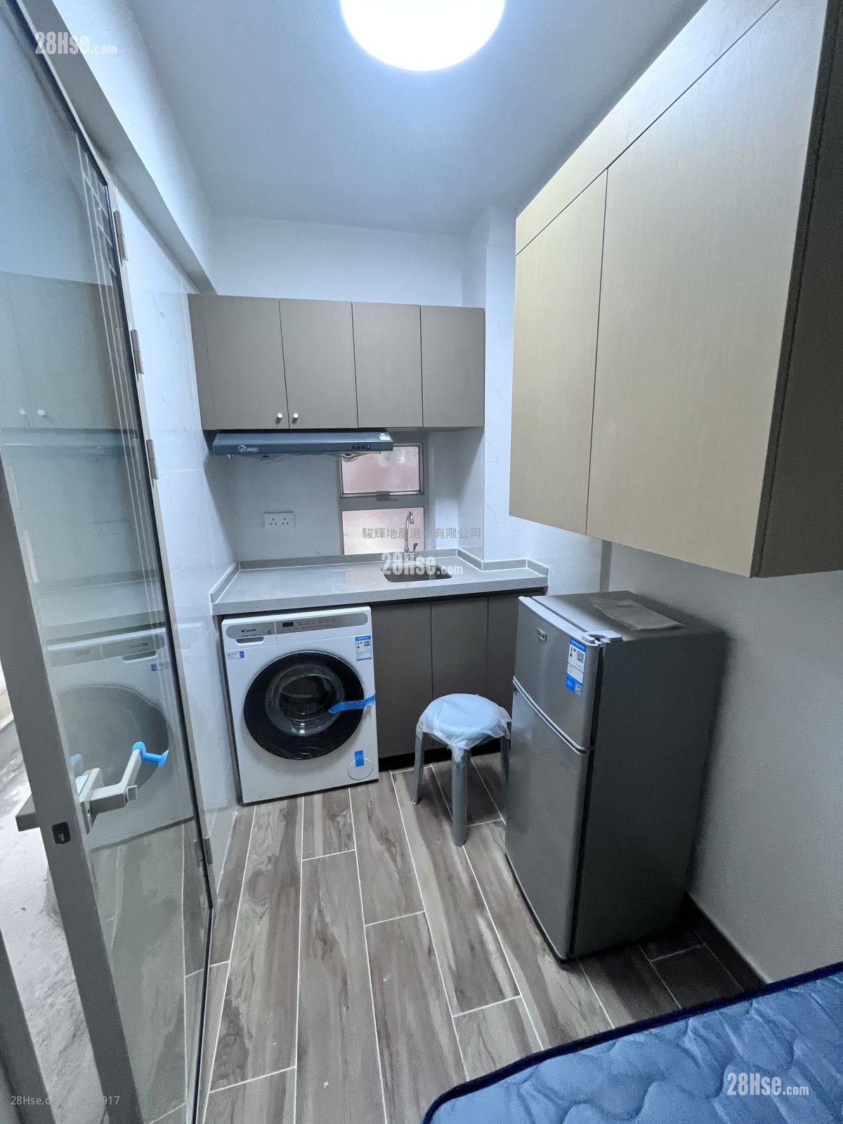 Belcher's Street 137 Rental 1 Bathroom 130 ft²