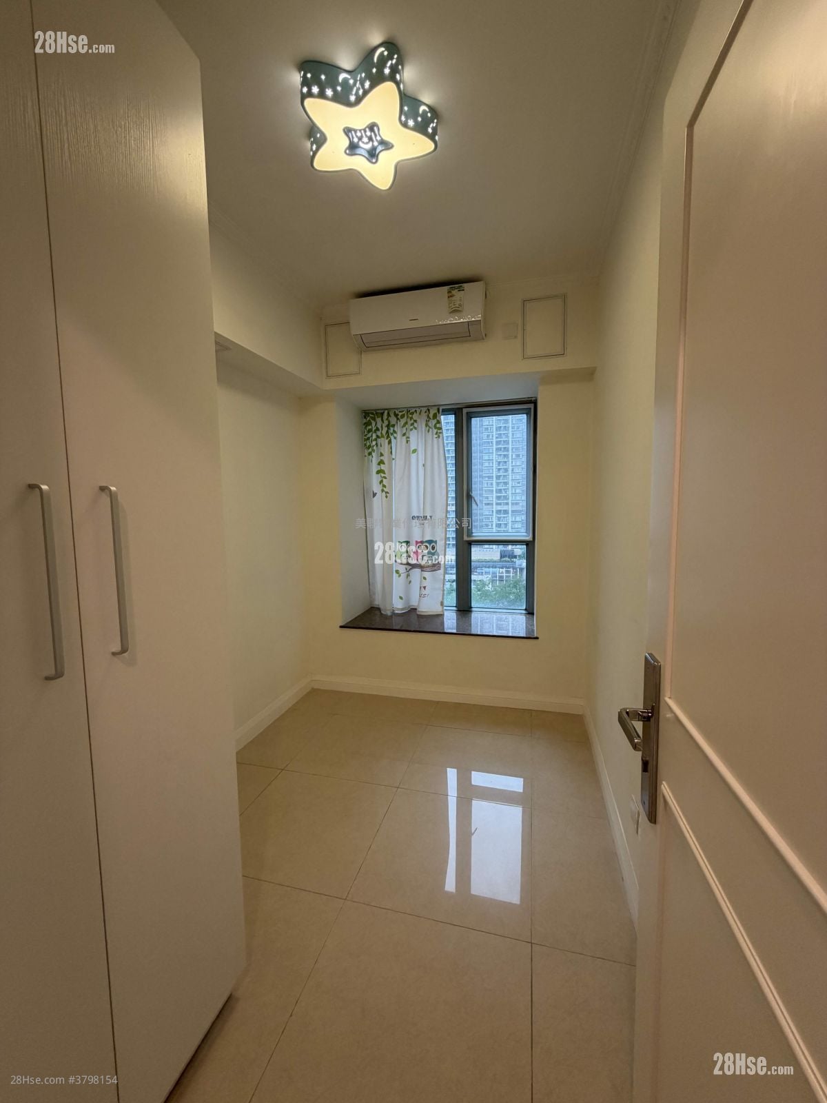 映湾园 租盘 710 平方尺