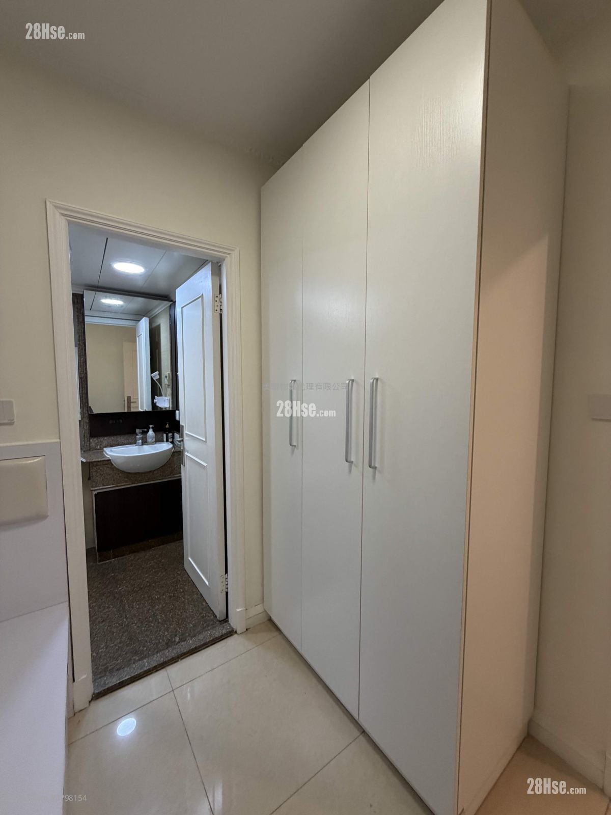 映湾园 租盘 710 平方尺