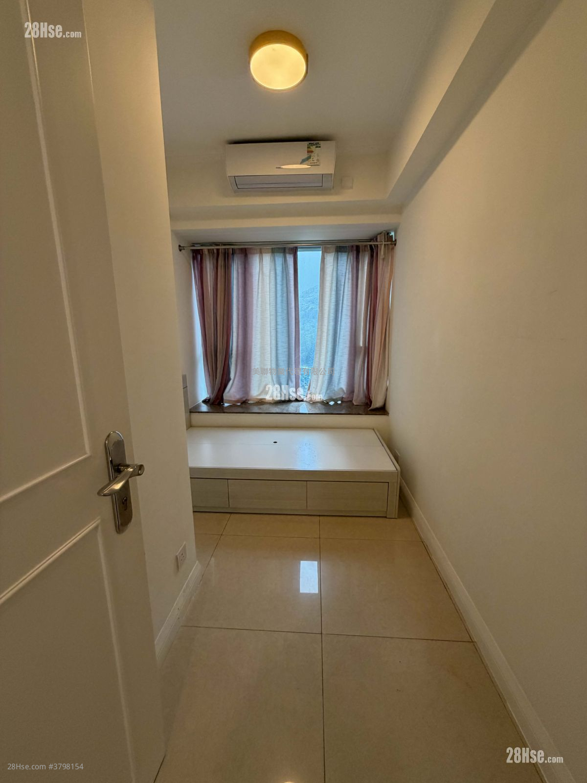 映湾园 租盘 710 平方尺