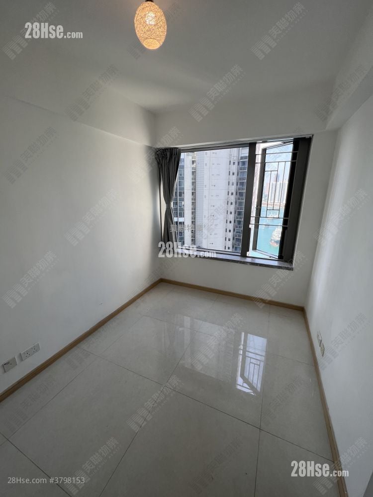 Ocean Pride Sell 3 Bedrooms , 2 Bathrooms 773 ft²