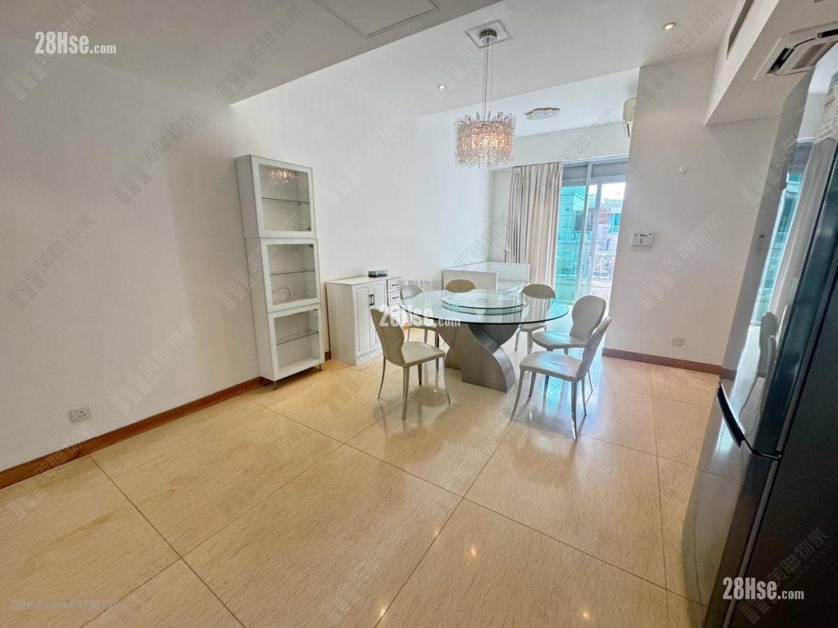 厅: 葡萄园 租盘 3 房 , 5+ 浴室 2,238 平方尺