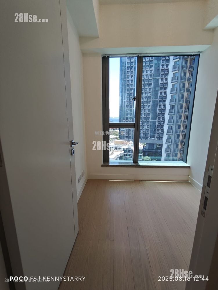 Monaco Rental 2 Bedrooms , 1 Bathroom 437 ft²