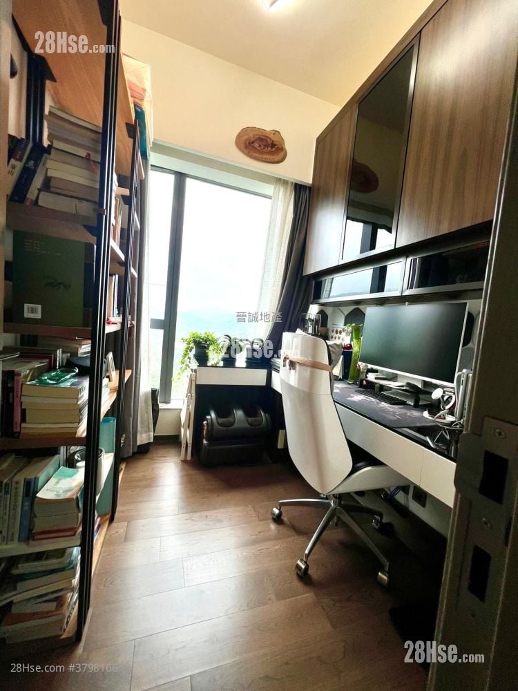 上源 租盘 4 房 , 3 浴室 829 平方尺