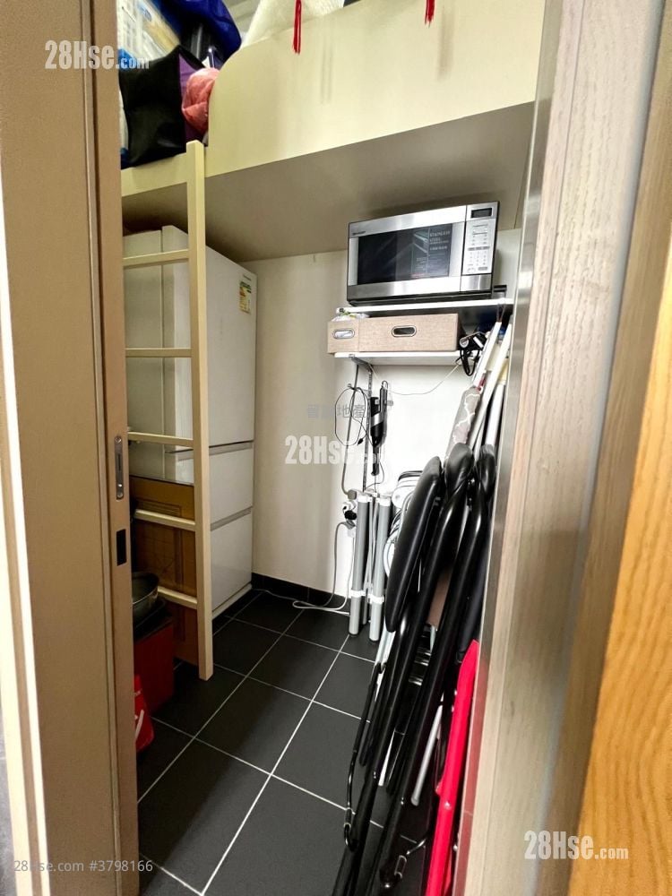 上源 租盘 4 房 , 3 浴室 829 平方尺