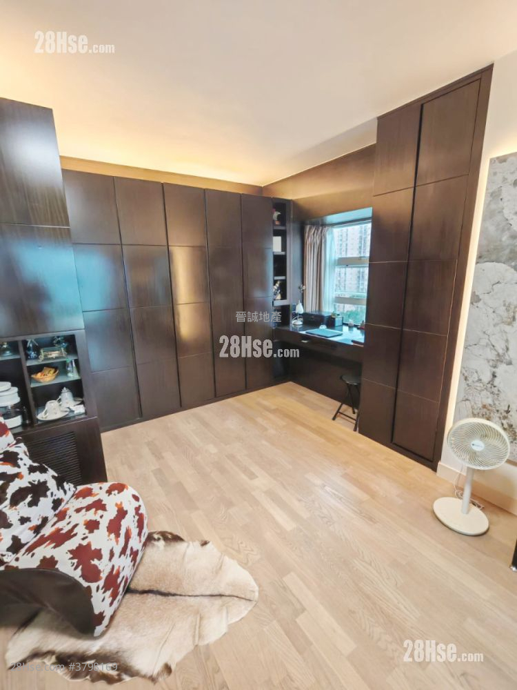 Palm Beach Sell 4 Bedrooms , 3 Bathrooms 1,603 ft²