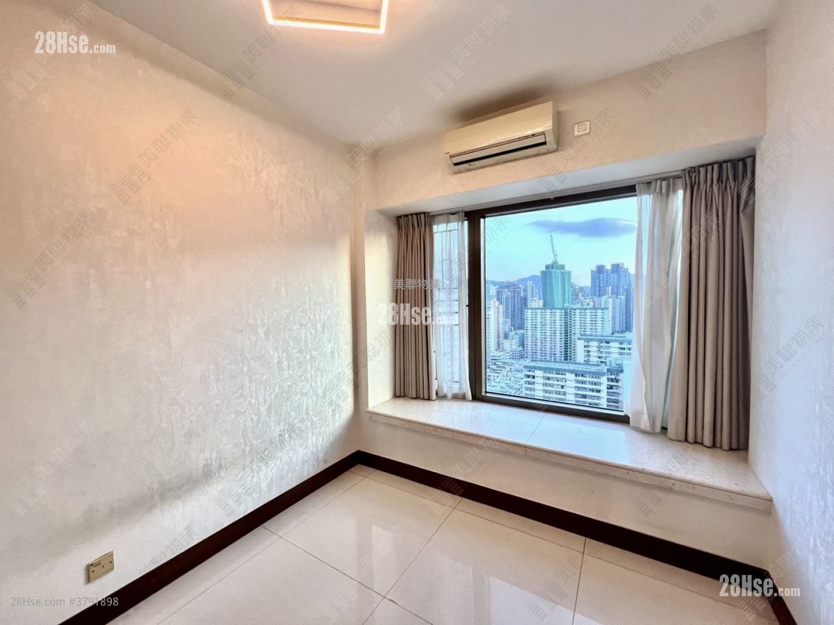 Celestial Heights Sell 3 Bedrooms 1,252 ft²