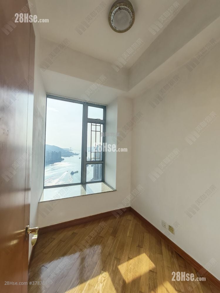 御凯 租盘 3 房 , 1 浴室 728 平方尺