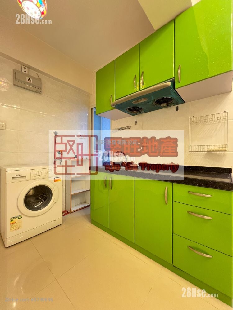 单幢楼房 租盘 2 房 , 1 浴室 269 平方尺