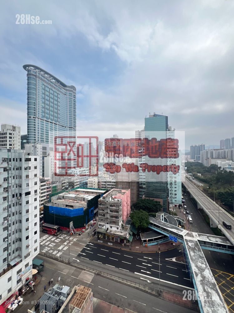 单幢楼房 租盘 2 房 , 1 浴室 269 平方尺