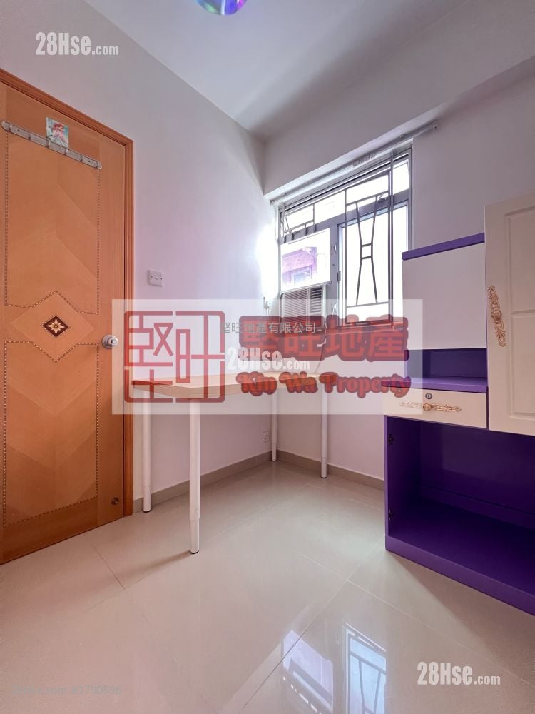 单幢楼房 租盘 2 房 , 1 浴室 269 平方尺