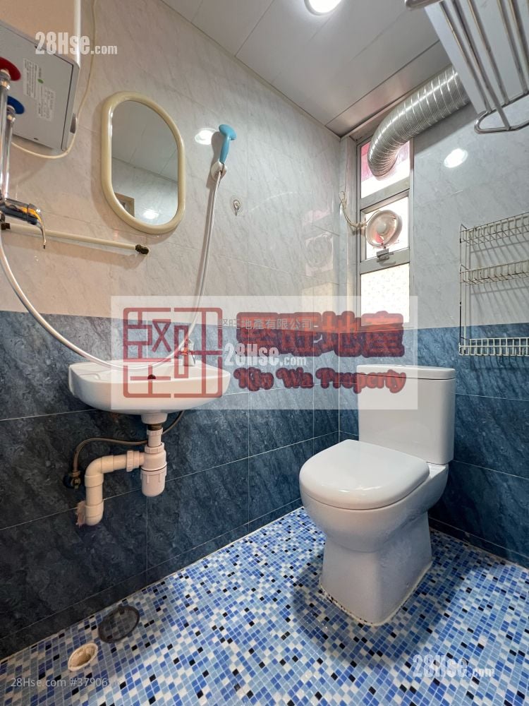 单幢楼房 租盘 2 房 , 1 浴室 269 平方尺