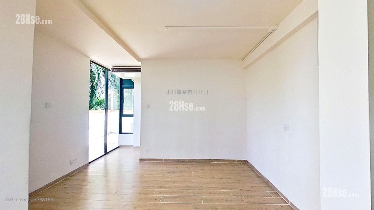 living room: 299 Kwun Tong Road Rental Studio , 1 Bathroom 283 ft²