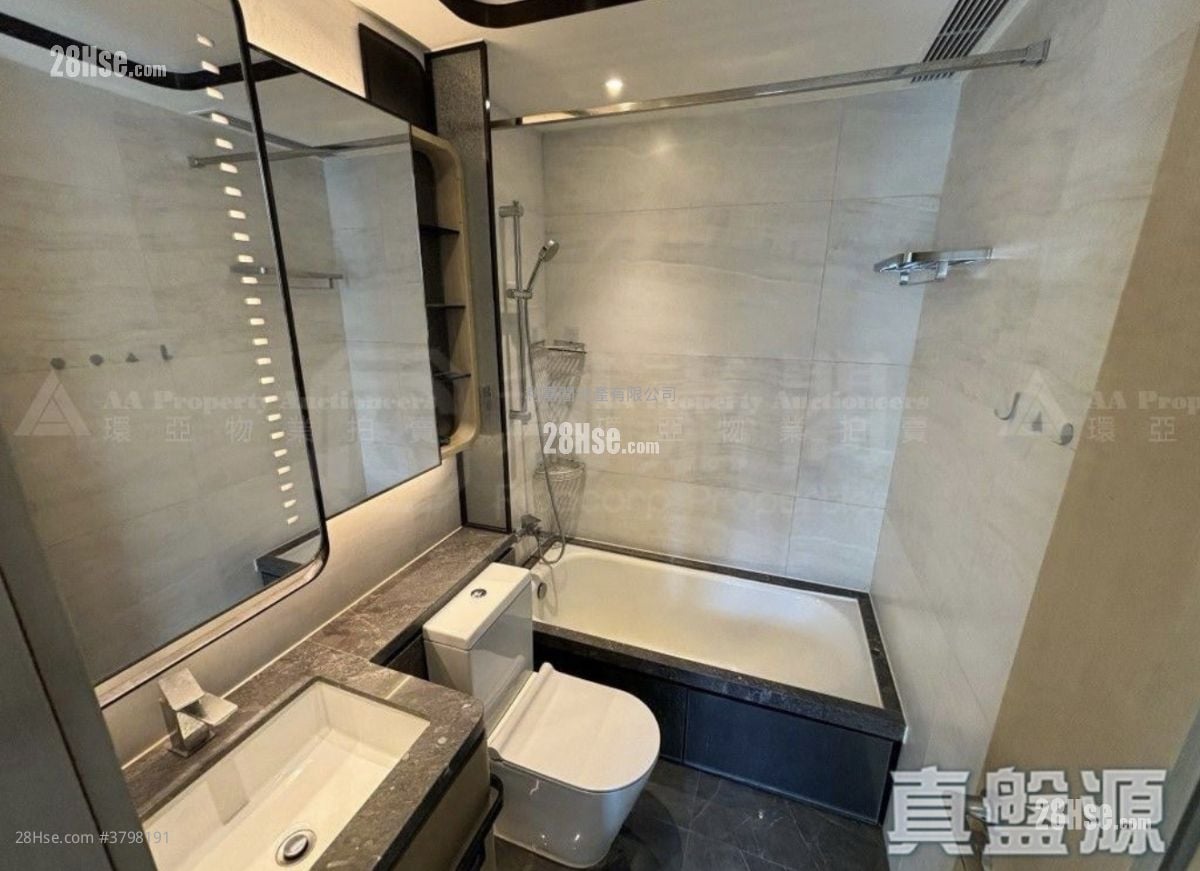 One Victoria Sell 2 Bedrooms 445 ft²