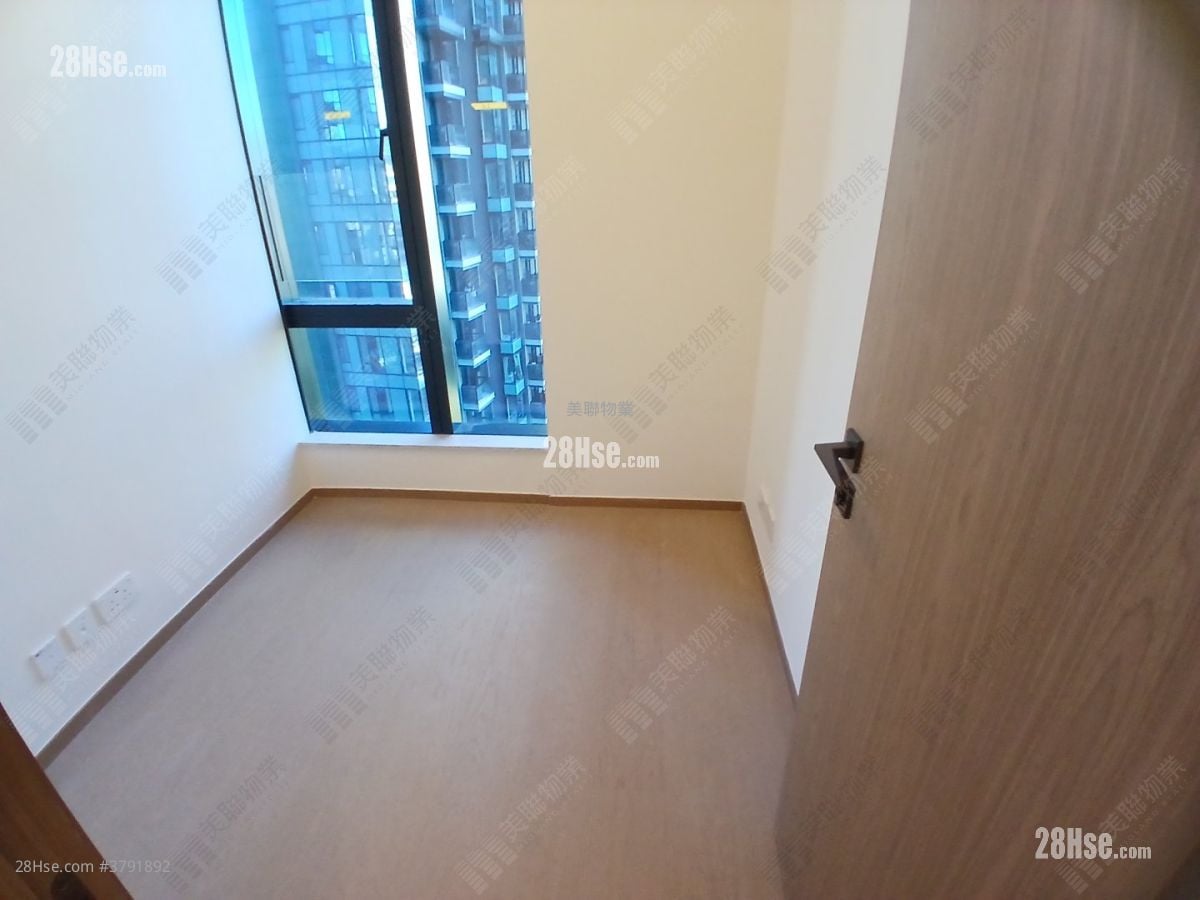 朗贤峯 售盘 3 房 757 平方尺