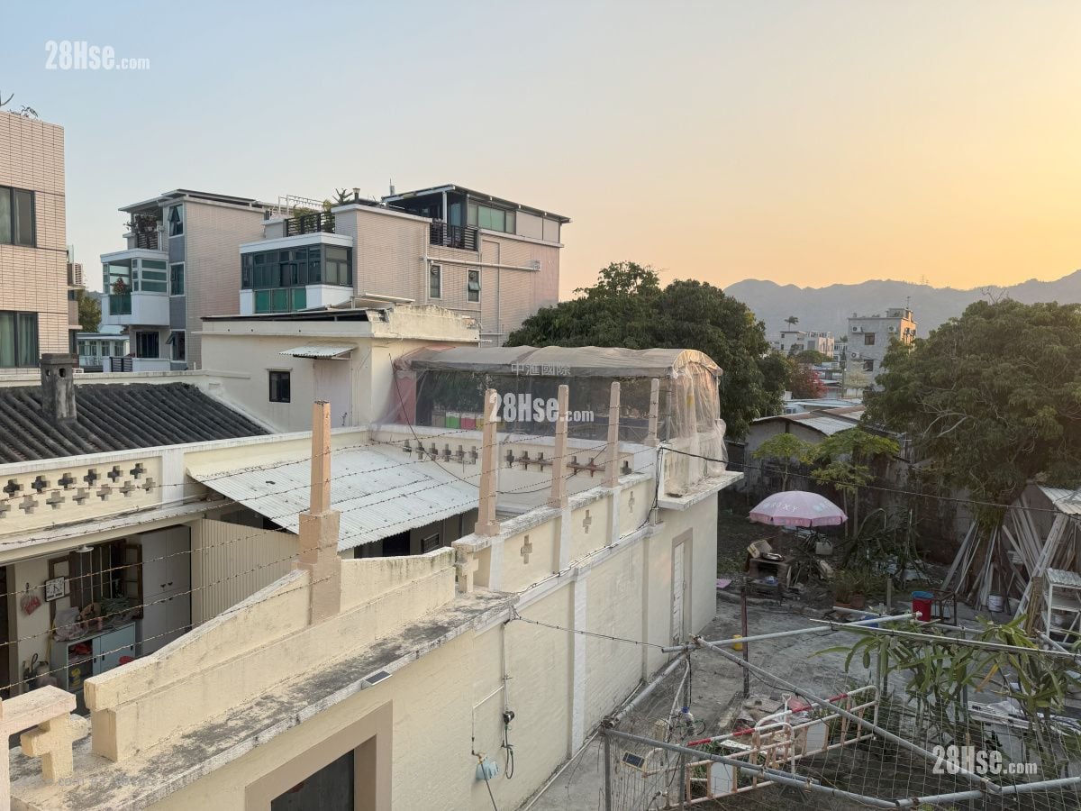 Lan Yam Lau Sell 6,000 ft²