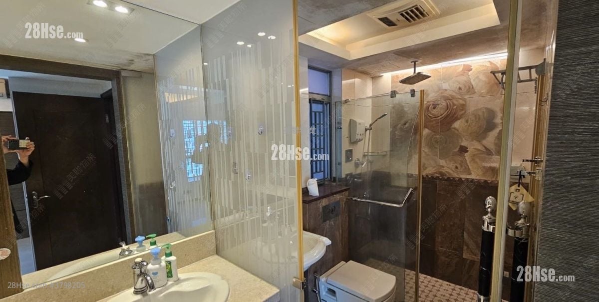 盈翠半岛 售盘 4 房 642 平方尺