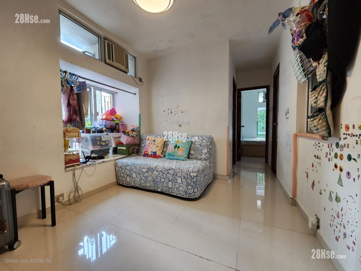 Greenfield Garden Sell 2 Bedrooms , 1 Bathroom 386 ft²